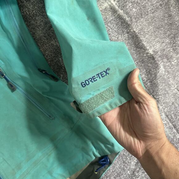 Women's Outdoor Research Gore Tex Teal Blue Hooded Revelation Rain Jacket Sz M - Picture 3 of 6